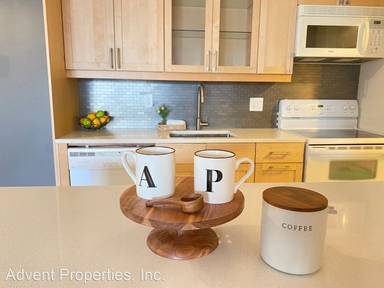 Main picture of 385 Jayne Ave