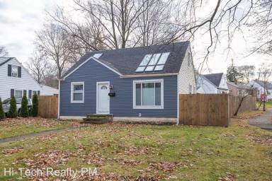 Main picture of 18611 Golf View Dr