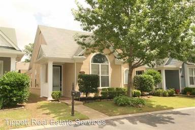 Main picture of 1324 Island Town Dr