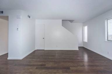 Main picture of 1020 Atkins St