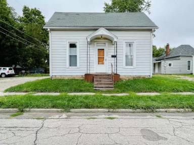 Main picture of 210 N Martin St
