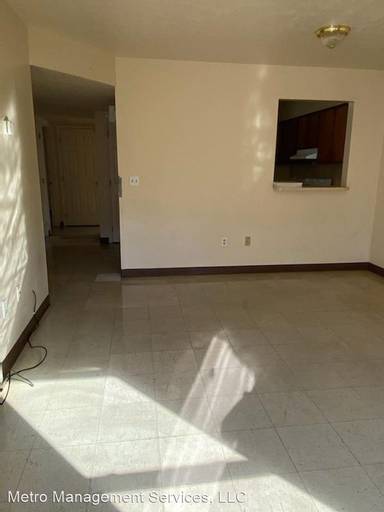 Main picture of 2702 Greenwood Ave