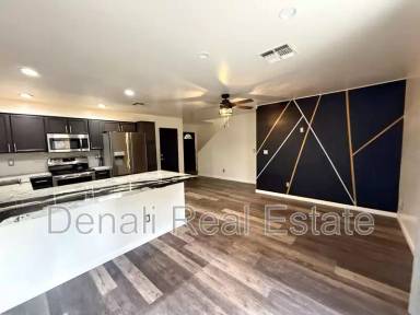 Main picture of 15634 N 29th Way