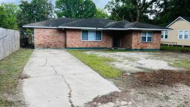 Main picture of 4316 Joseph St