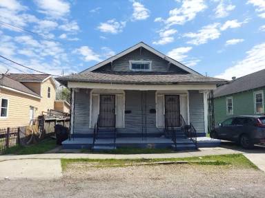 Main picture of 2115 Arts St