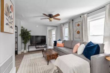 Main picture of 108 Pharis St