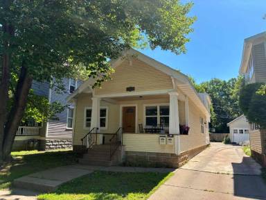 Main picture of 1515 Wilson St