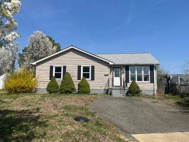 Main picture of 21346 Village Ct