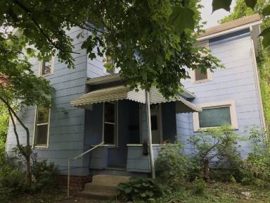 Main picture of 14 Central Ave