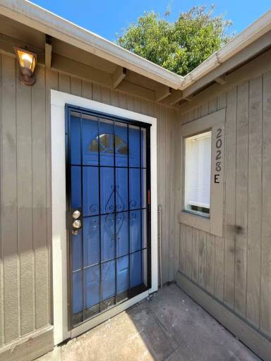 Main picture of 2028 Linden St