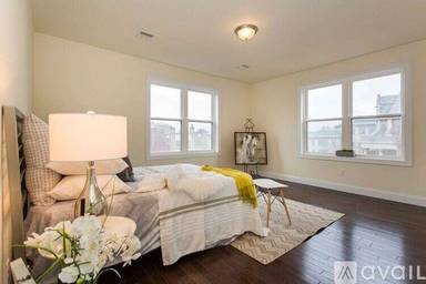 Main picture of 88 Clinton Ave