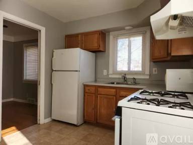 Main picture of 214 Potter Ave