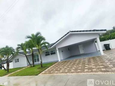Main picture of 599 NW 12th Ave