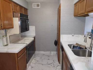 Main picture of 6900 Skillman St