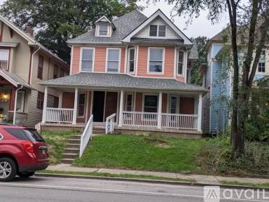 Main picture of 2225 Central Ave