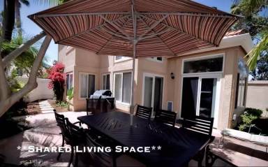Main picture of 10998 Palms Blvd