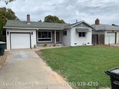 Main picture of 2041 Joan Way