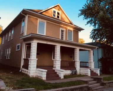 Main picture of 813 N 10th St