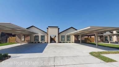 Main picture of 3611 Paola St