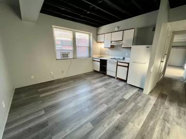 Main picture of 2211 Jones St