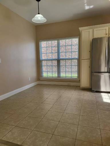 Main picture of 316 Rowlette Cir