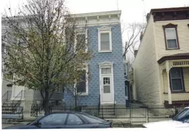 Main picture of 2238 Flora St
