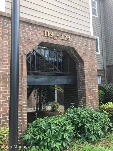 Main picture of 119 W End Pl