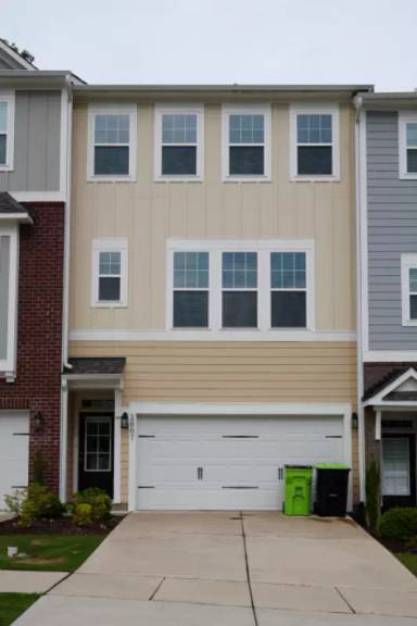 Main picture of 2807 Macbeth Ln