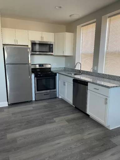 Main picture of 1600 W Wallen Ave