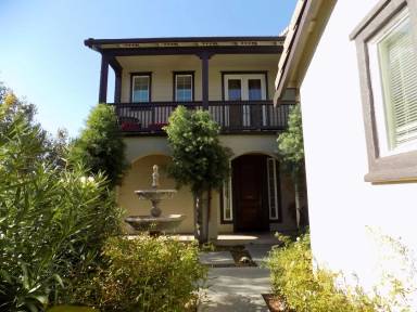 Main picture of 406 W Fauna Ave