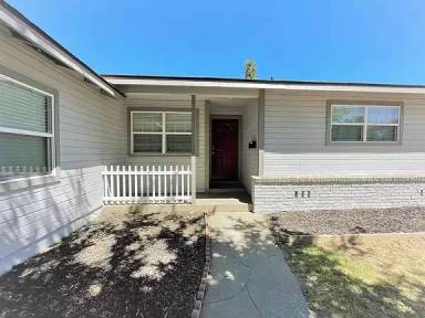 Main picture of 2611 Barbera Way