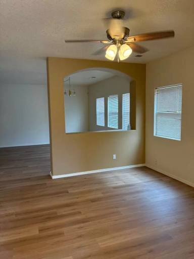 Main picture of 5401 Saturnia Rd NW