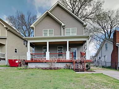 Main picture of 303 Gatewood Ave