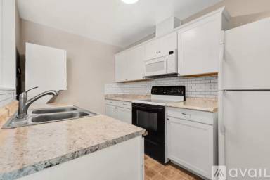 Main picture of 624 Oakwood Dr