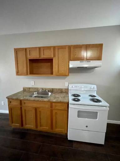 Main picture of 908 E Schiller St