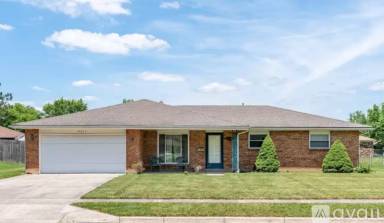 Main picture of 4017 Caprice Rd