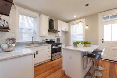 Main picture of 4207 Hartford St
