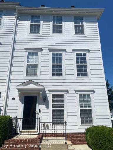 Main picture of 13802 Hill St