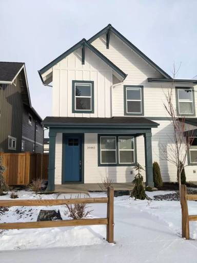 Main picture of 20469 Aberdeen Dr