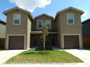 Main picture of 6922 Lakeview Dr