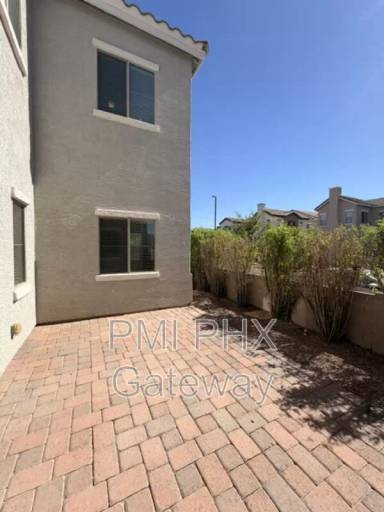 Main picture of 453 N Citrus Ln
