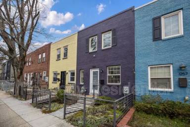 Main picture of 1259 16th St NE