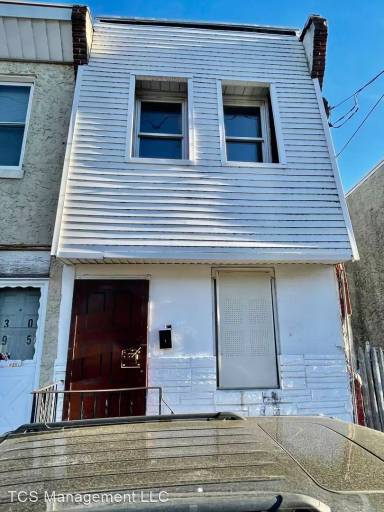 Main picture of 3093 Witte St