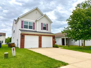 Main picture of 2467 Middle View Dr