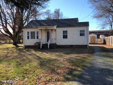 Main picture of 412 E Joyner St