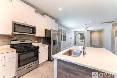 Main picture of 1704 Los Olivios Way