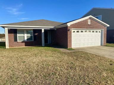 Main picture of 3412 Castlecreek Dr