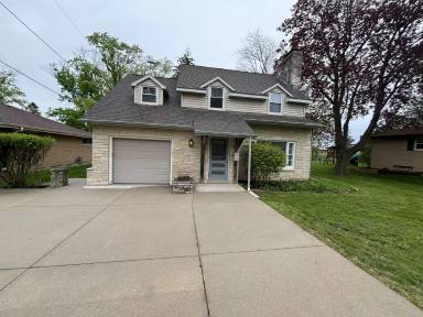 Main picture of 1102 Sunset Ct