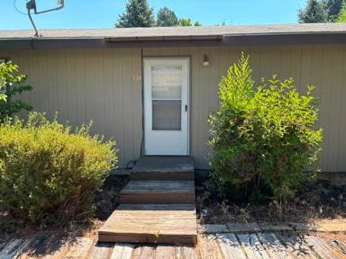 Main picture of 754 W Oregon Ave