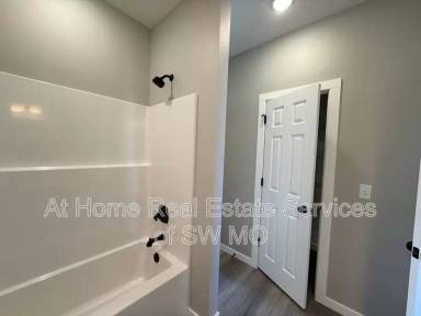 Main picture of 135 Maverick Dr